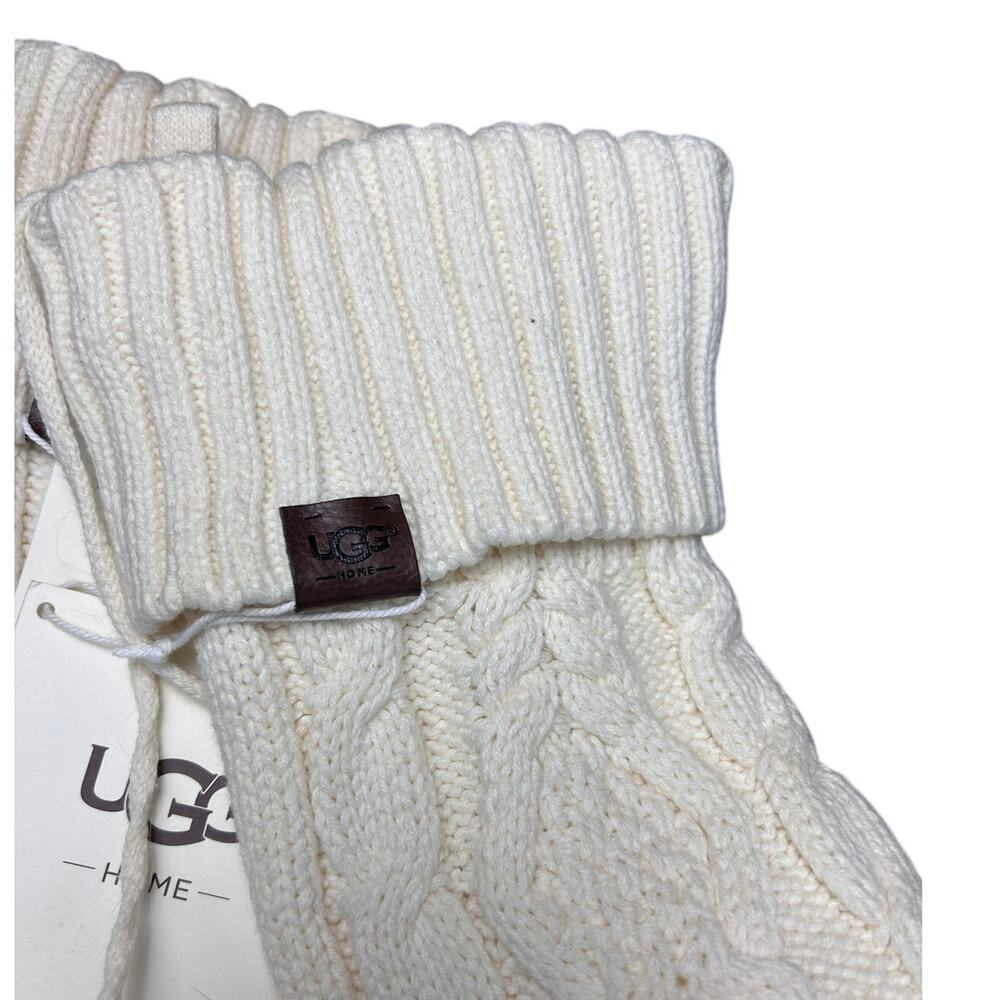 NWT Ugg Home Cable Knit Christmas Stockings Set of 2 Cream White Holiday Decor - Picture 3 of 7